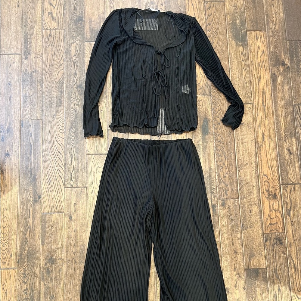 Zara Black Pleated Set